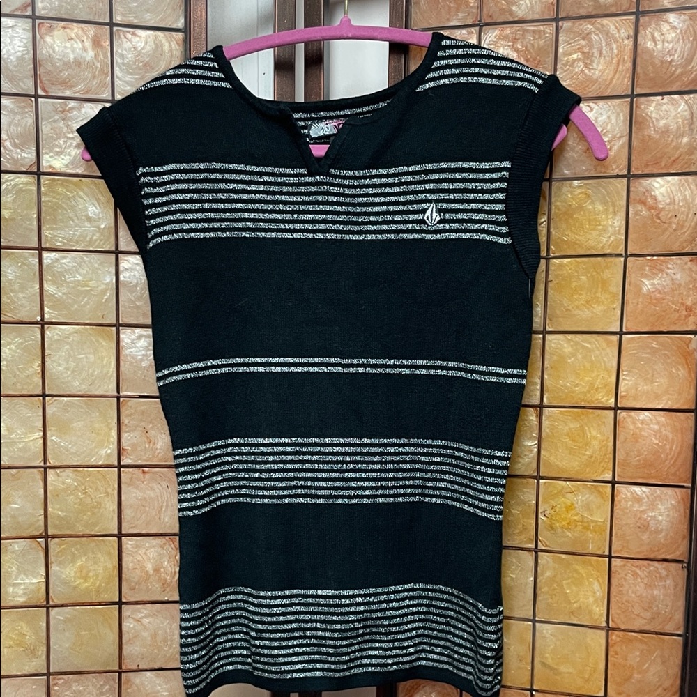 Volcom Black and White Striped V-Neck Sweater Small